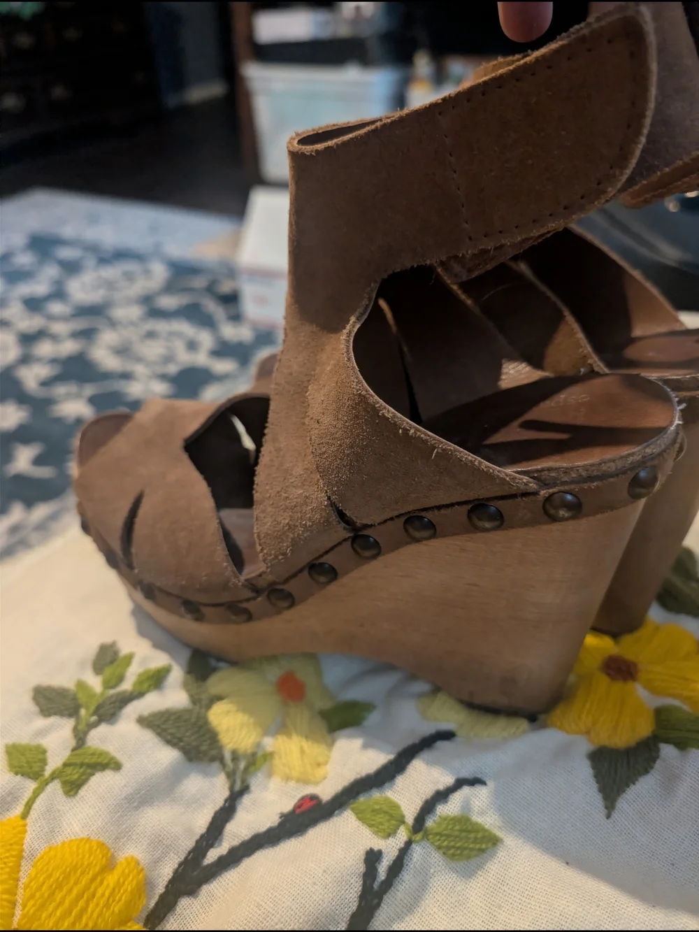 Pedro García Women's Brown Suede Platform Sandals